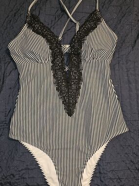 Cupshe Black & White Striped Lace-Trim One-Piece Swimsuit
